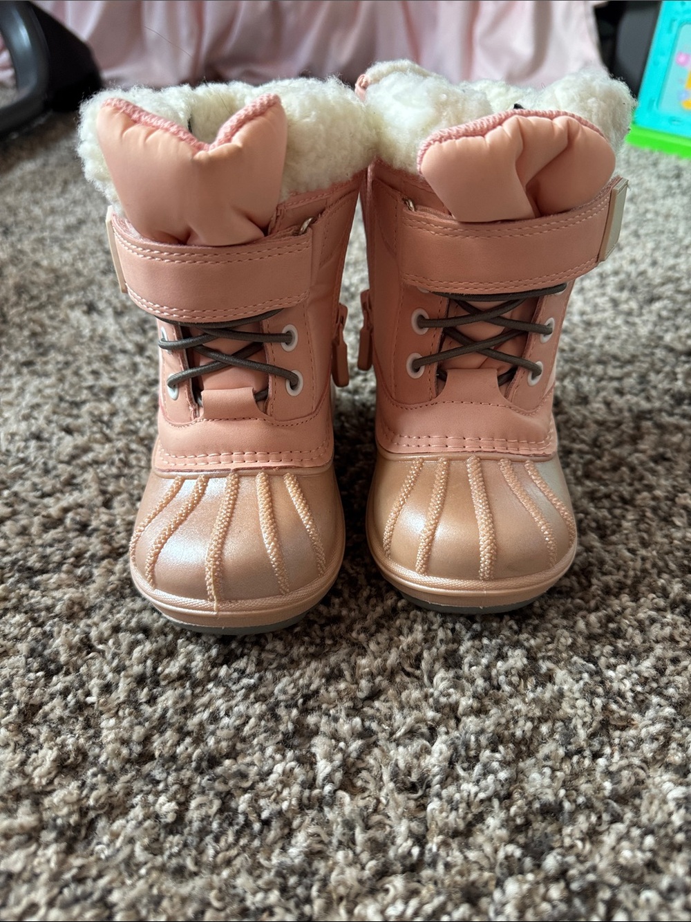 Cat & Jack Pink Faux-Fur Lined Girls' Snow Boots